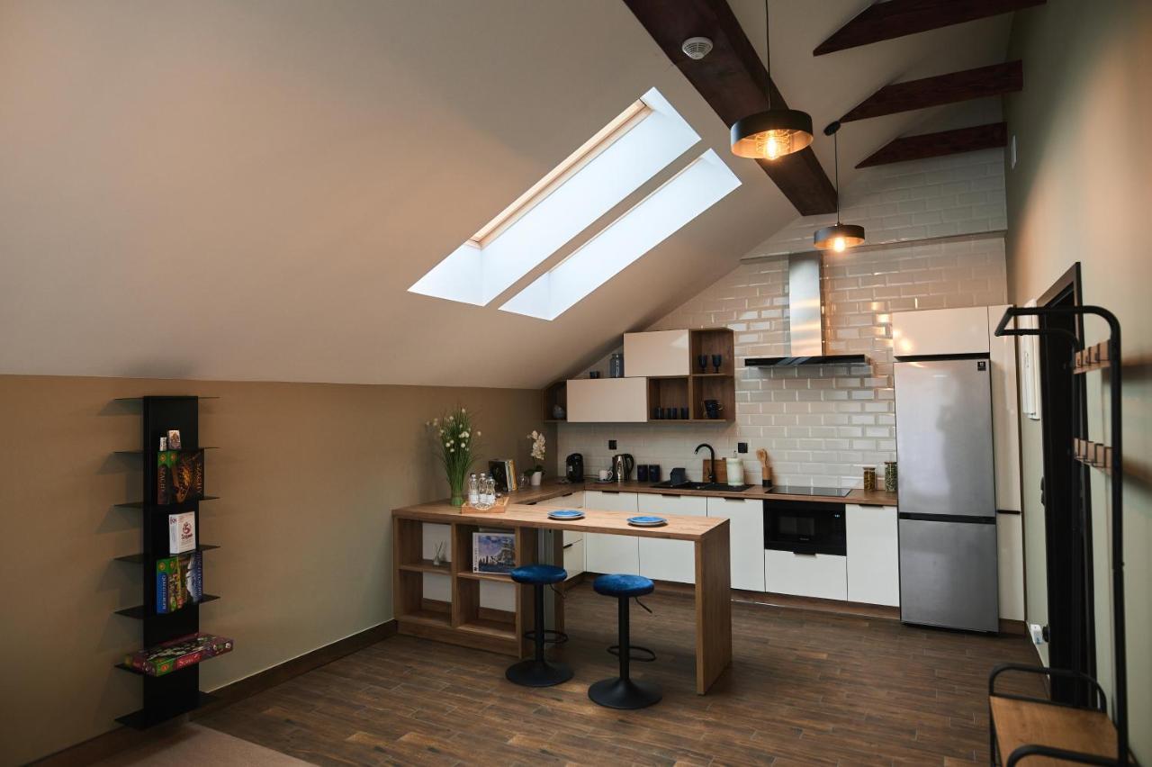 M&M Apartamenty Jasionka Extérieur photo