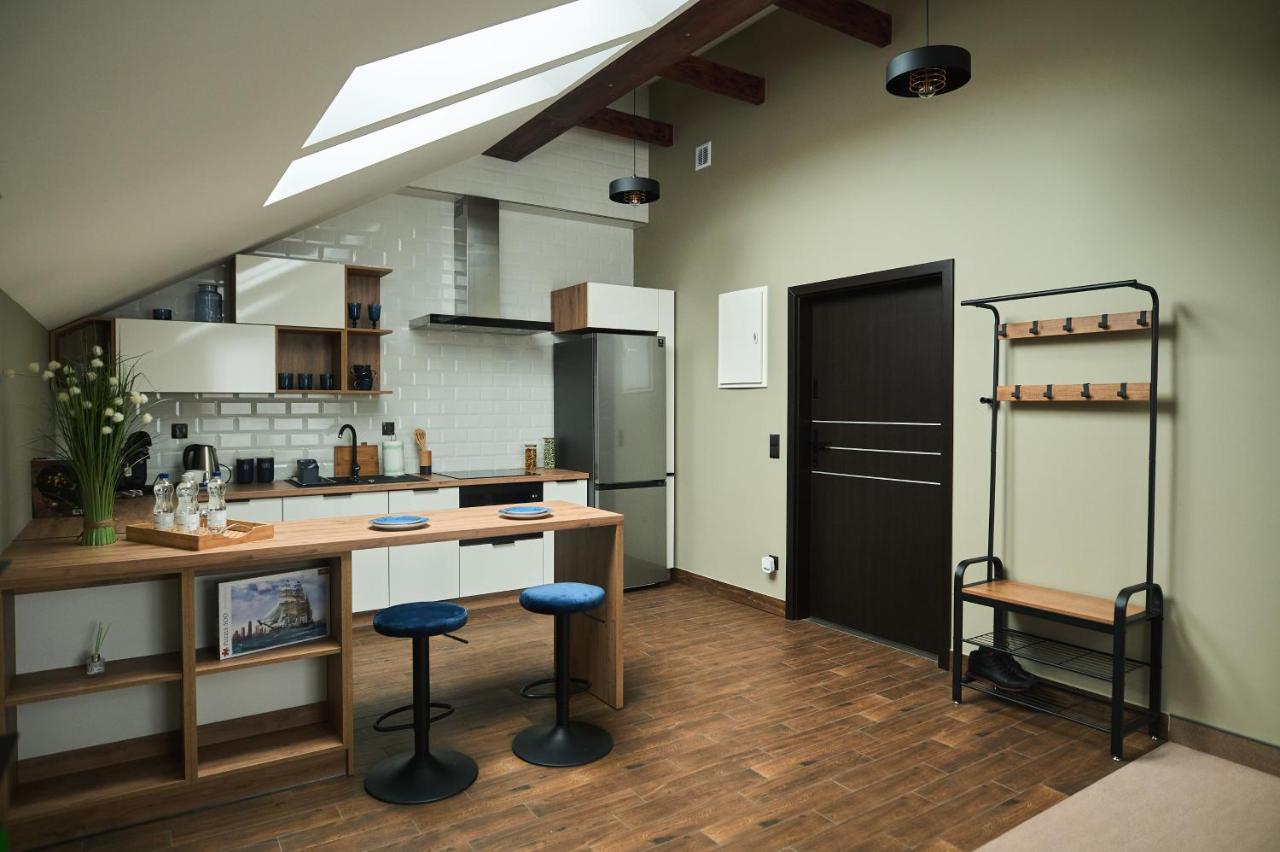 M&M Apartamenty Jasionka Extérieur photo